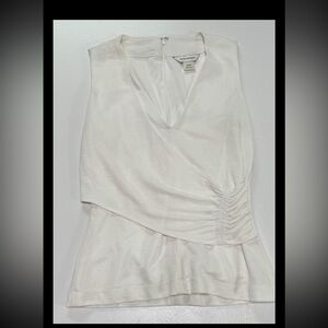 Club Monaco XS White Blouse V Neck Blouse XS Top Glam top